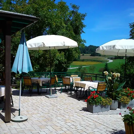 Landgasthof Piroutz Oda ve Kahvaltı 4*